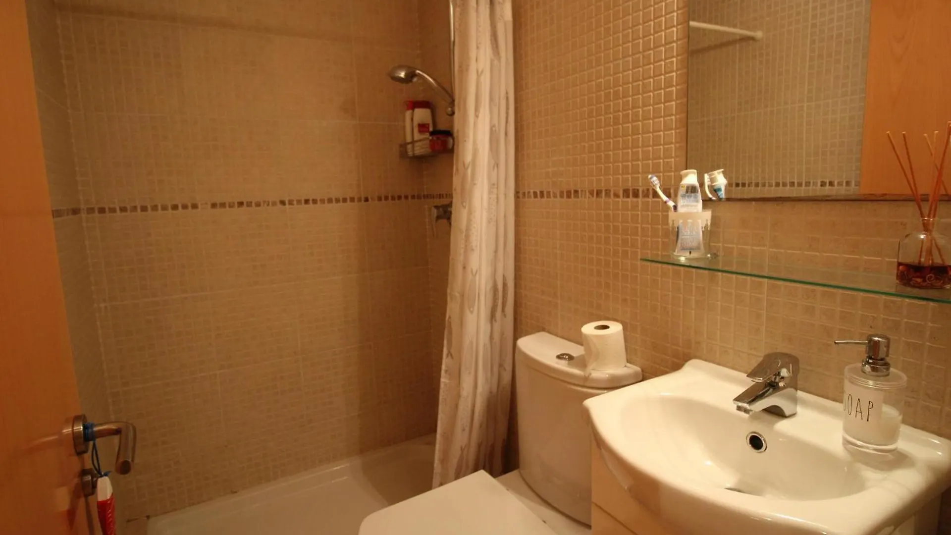 Apartment Apartamento Acogedor Con Gran Patio-Jardin, A 300M De La Playa De La Farella, Llanca. - Es-228-190
